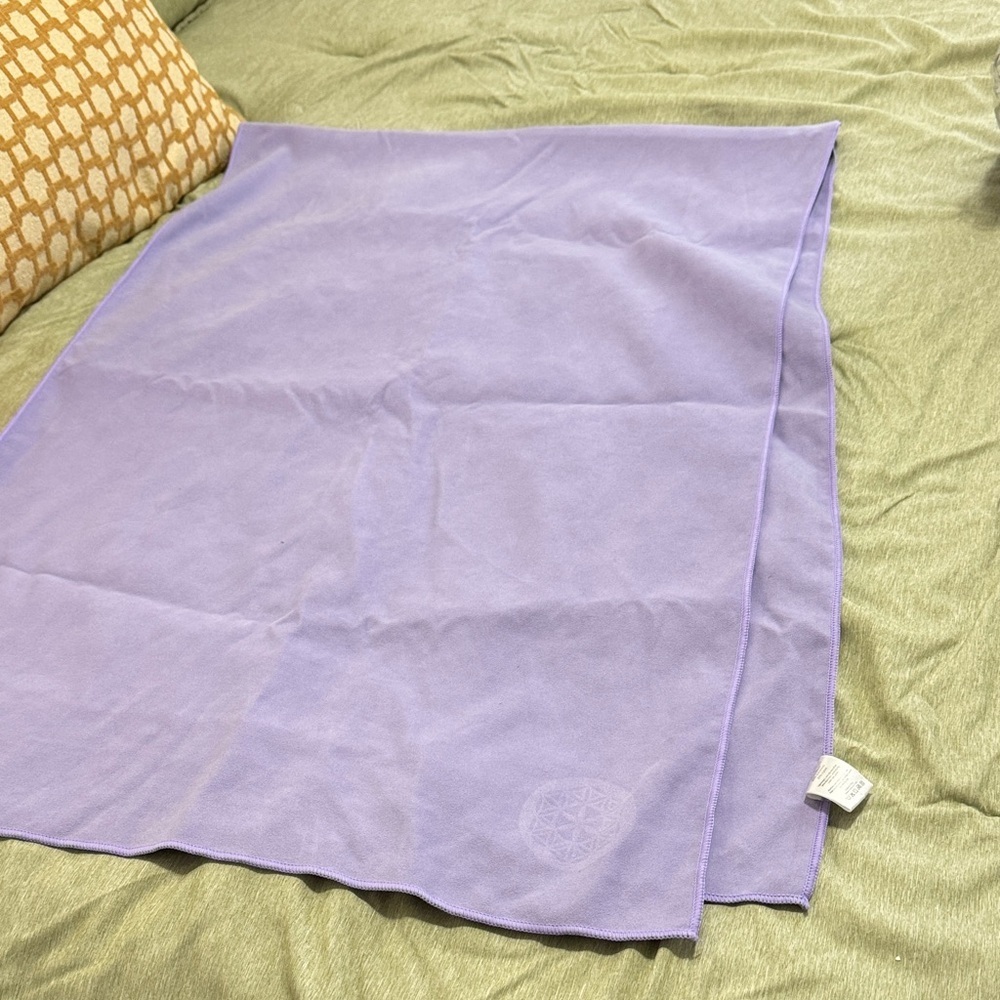 Shandali hot yoga Lavender Towel